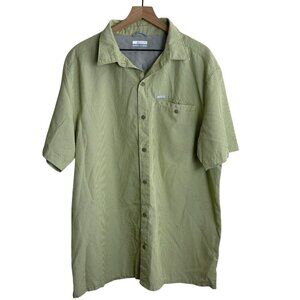 Columbia Sportswear Mens XL Short Sleeve Green Plaid Button-Up Shirt With Chest